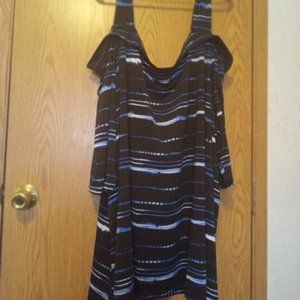 Catherines 6x Cold Shoulder Top